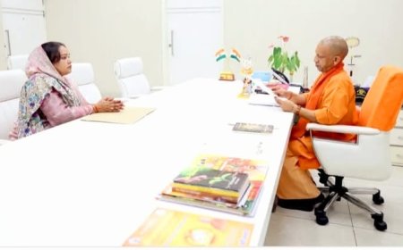 मुख्यमंत्री से मुलाकात की पूर्व विधायिका ने आलापुर