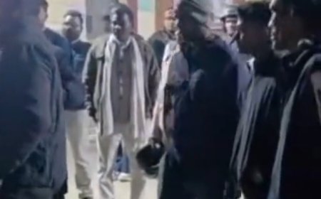 आलापुर निरीक्षण भवन के पास हुई दुर्घटना बाइक सवार दो की मौत