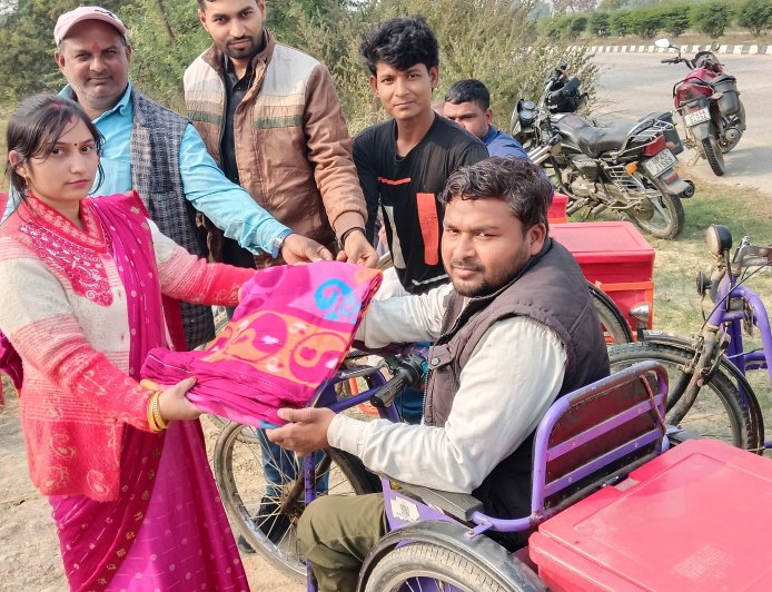 कंबल वितरण कार्यक्रम हुआ संपन्न