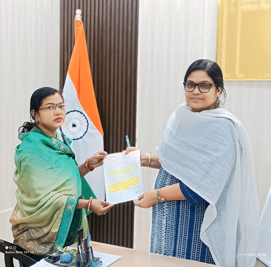 सभासद  ने सौप मांग पत्र गोसाईगंज रेलवे स्टेशन विकास पर